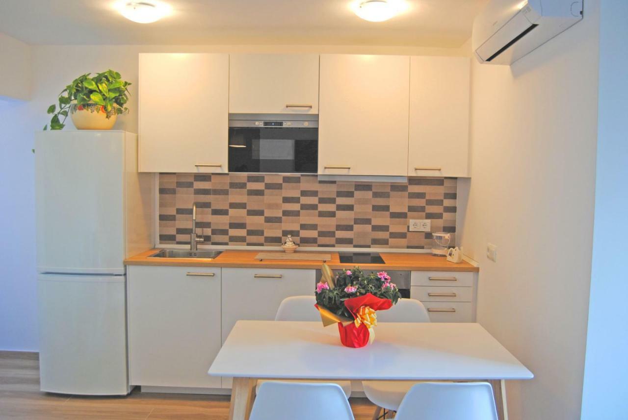 Recently Refurbished With Sea Views. Fuengirola