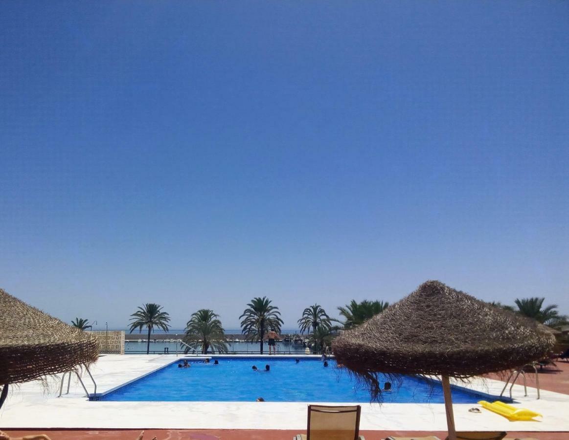 Apartment Recently Refurbished With Sea Views.